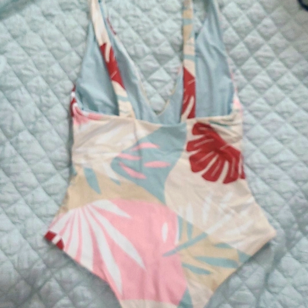 Amuse society swimsuit ADORABLE!! - Picture 2 of 3